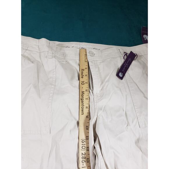 Gloria Vanderbilt Pants Size 16 W Womens Beige Stretch Capri Plus Cargo NWT - Picture 9 of 15